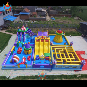 Aire de jeux gonflable géante avec labyrinthe, grande structure de saut 20x20m, capacité 5-10 personnes, installation facile - WINWAYTOYS Parc d'aventure en plein air - Product Image 4