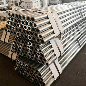 <span class=keywords><strong>Tube</strong></span> rond en <span class=keywords><strong>aluminium</strong></span> brillant 1060, diamètre extérieur 28 mm, épaisseur 2,5 mm, pour usinage de quincaillerie et pièces automobiles, livraison rapide usine - Product Image 3