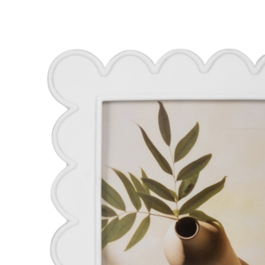 Cornice Decorativa con Bordo Ondulato 5x7 Pollici in Resina per Arredamento Casa, Esposizione su Tavolo o Mensola del Soggiorno - Product Image 4