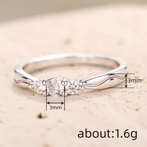 Anello dal Design Minimalista a Forma Rotonda, Stile Elegante per Donne - Product Image 4