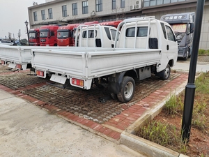 Camion de fret 4x2 d'<span class=keywords><strong>occasion</strong></span> à 6 roues, économique et pratique, <span class=keywords><strong>véhicule</strong></span> <span class=keywords><strong>commercial</strong></span> fiable en bon état de marche - Product Image 3