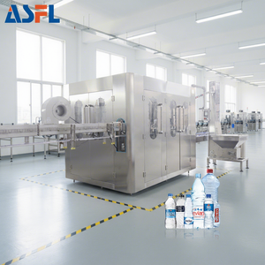 Machine de remplissage automatique d'eau potable 8000BPH pour bouteilles PET de 250 ml à 2000 ml - Product Image 1