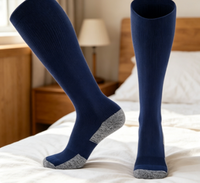 Chaussettes de football montantes personnalisées 144N pour l'entraînement en club - Chaussettes de sport athlétiques durables OEM