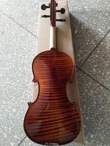 Violon en bois massif de couleur profonde, flammé, universel, modèle le plus récent, avec étui de violon - Product Image 4