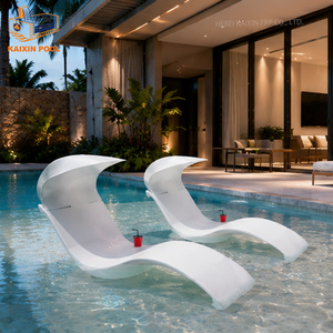 Chaise longue de piscine de luxe moderne, résistante à l'eau, pour bord de piscine - Product Image 1