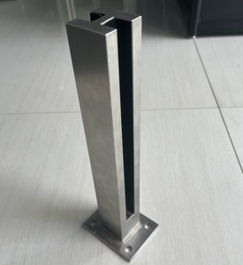 Melo rãnh kính lan can bài kính không khung lan can thép không gỉ rãnh Ống lan can kính cầu thang hộ Lan Tôn sóng cột - Product Image 4