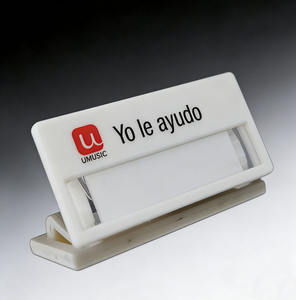 Etiquetas de Identificación de Plástico Blanco Reutilizables y Duraderas al por Mayor con Clip de Seguridad, Tarjeta de Inserción en Blanco para Estudiantes Universitarios y Personal, Logotipo Personalizado - Product Image 1