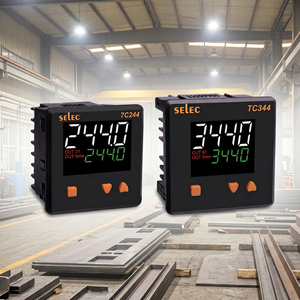 SELEC TC203AX Pantalla roja de 3 dígitos, punto de referencia único, controlador de temperatura con salida de relé/SSR - Product Image 1