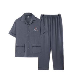 Pigiama da <span class=keywords><strong>uomo</strong></span> estivo sottile da <span class=keywords><strong>uomo</strong></span> a maniche corte nuovo abbigliamento Casual per la casa Set pigiama da <span class=keywords><strong>uomo</strong></span> in morbido cotone traspirante - Product Image 1