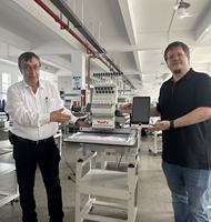 Machine à broder informatisée à tête unique 15 aiguilles, prix direct usine, en stock aux États-Unis, vente chaude, CE ISO