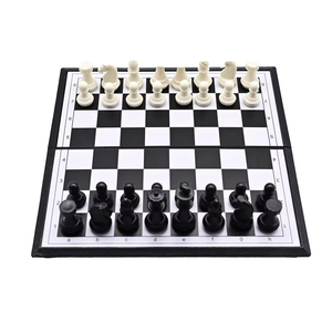 <span class=keywords><strong>Jeu</strong></span> <span class=keywords><strong>d</strong></span>'échecs <span class=keywords><strong>de</strong></span> <span class=keywords><strong>voyage</strong></span> magnétique personnalisé <span class=keywords><strong>de</strong></span> haute qualité, échiquier portable pliable avec pièce <span class=keywords><strong>d</strong></span>'échecs pour le <span class=keywords><strong>jeu</strong></span> - Product Image 1