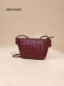 Custom ODM women's <b>handbag</b> Premium woven tote bag Minimalist branding <b>handbag</b> Fashionable shoulder bag women - Product Image 3