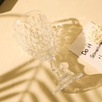 Gobelet à vin rouge transparent gaufré de style européen gobelet romantique de mariage ou de fête