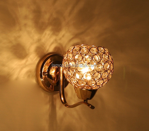 <span class=keywords><strong>Applique</strong></span> murale LED en <span class=keywords><strong>verre</strong></span> <span class=keywords><strong>blanc</strong></span> minimaliste moderne, fabrication directe d'usine - Luminaire en fer pour chambre à coucher, bureau, hôtel, salle de bain, décoration - Product Image 1