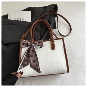 Borsa Tote Retrò Tinta Unita da Donna Casual Grande Capacità Portatile <span class=keywords><strong>con</strong></span> Chiusura a Cerniera Decorazione a Nastro e Tracolla - Product Image 5