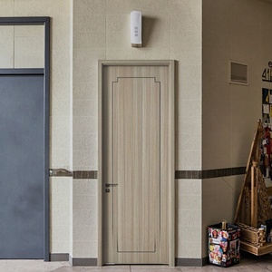 Puertas de madera interiores compuestas de PVC MDF de alta calidad Acabado pintado insonorizado Moderno para uso en almacén de Hotel de aula escolar - Product Image 4