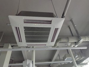 เครื่องปรับอากาศแบบฝังฝ้าเพดาน 18000 บีทียู 600 ซีเอฟเอ็ม แบบคาสเซ็ต 4 ทิศทาง สำหรับสำนักงานและระบบแลกเปลี่ยนความร้อน แฟนคอยล์ - Product Image 2