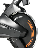 Lijiujia Logo personnalisé Utilisation à domicile Gym Prix raisonnable Vélo d'exercice avec 6 Kgs Poids du volant d'inertie Bluetooth/vr App Spinning Bike