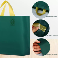 Cadeaux personnalisés pour magasin de vêtements Vêtements Chaussures Sacs à main pour magasin de produits de beauté Sacs en plastique PET pour chaussettes