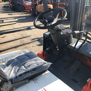 Montacargas Diésel Heli de 2.5 Toneladas, 4x4, con Capacidad para Pavimento Exterior - Product Image 6