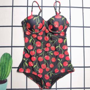 Traje de Baño de Dos Piezas con Estampado Geométrico y Cuello Halter, Diseño Clásico y Lujoso para el Verano, Bikini de Diseñador para Mujer - Product Image 3
