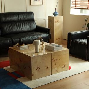 Una Distintiva Mesa de Centro de Madera Maciza, la Transformadora Entre Todas - Product Image 2