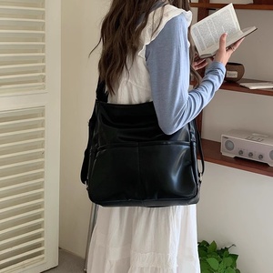 Sac multi-usage, sac fourre-tout spacieux pour les trajets quotidiens, sac à dos multifonctionnel, sac à bandoulière/sac traversin élégant et polyvalent - Product Image 6