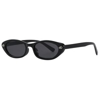 Lunettes de soleil tendance œil de chat à petite monture, polyvalentes pour les vacances en extérieur, protection UV pour femmes