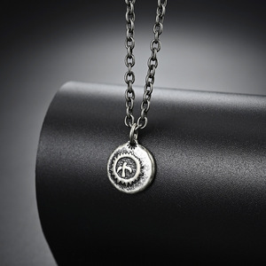 Retro Takahashi Flying Bird Pendant, Artistic and Versatile <b>Titanium</b> Steel Necklace, Street Style Niche Trendy Sweater <b>Chain</b> Pen - Product Image 4