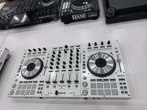 Controlador Digital <span class=keywords><strong>Pioneer</strong></span> DDJ-SX Ddjsx Blanco de Cuatro Canales para Serato <span class=keywords><strong>DJ</strong></span> <span class=keywords><strong>Pro</strong></span> - Product Image 2
