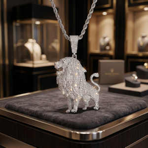 Pendentif Lion en Argent 925 avec Micro-Pavé de Moissanite, Charme Animal Unisexe de Luxe pour Usage Quotidien - Product Image 1