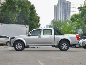 Nueva Camioneta Great Wall Wingle 5 2.4L Gasolina 4x4 2023 Doble Cabina Transmisión Manual Vehículo de Carga - Product Image 5
