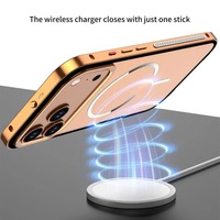 Étui de protection magnétique Sunforward TPU+PC couleur originale pour 17 Pro Max, protection anti-chute, compatible avec la charge sans fil