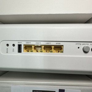 XUNISON Exigo Hub D50 5G/4G CPE AX5400 WIFI 6 Mesh <b>Router</b> - Product Image 3