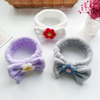 Headband Flanel Serap Air Bordir Motif Bunga Gaya Eropa-Amerika Unisex untuk Wanita, Cocok untuk Mencuci Muka dan Olahraga; Pasokan Langsung