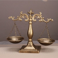 Ornement d'équilibre créatif, style vintage, en métal, bijoux Libra, balance de la justice, balance de poids antique