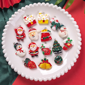 Navidad resina colgante <span class=keywords><strong>casa</strong></span> calcetines regalos bastón corona joyería oveja ojo gancho Basura Teléfono funda decoraciones - Product Image 4