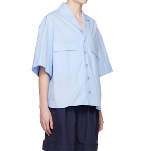 เสื้อเชิ้ตผู้ชายแขนสั้นสีน้ำเงินทรงโอเวอร์ไซส์ผ้าฝ้ายติดกระดุมพร้อมกระเป๋าปะ  รับสกรีนโลโก้ - Product Image 2