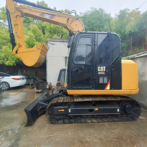 Excavatrice CAT307E2 de 7 tonnes avec godet de terrassement d'une capacité de 0,35 m³, modèle d'excavatrice sur chenilles CAT307E2 2023 d'occasion - Product Image 1