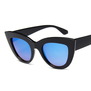 Moda europea e americana alla moda grande montatura nera UV400 lenti occhi di gatto Designer Y2K occhiali da sole Unisex stile rettangolo - Product Image 3