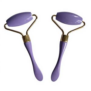 Rouleau en métal violet pour le massage du visage, utilisation portable pour le lifting du visage - Product Image 1