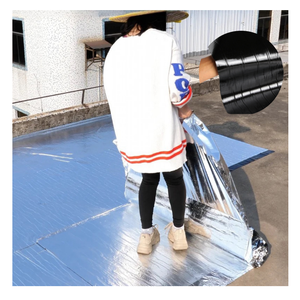 Lámina Impermeabilizante de Asfalto <span class=keywords><strong>Autoadhesiva</strong></span> Resistente - No Requiere Llama Abierta, Resistente a los Rayos UV, Aplicable en Múltiples Escenarios, Alta Viscosidad - Product Image 2
