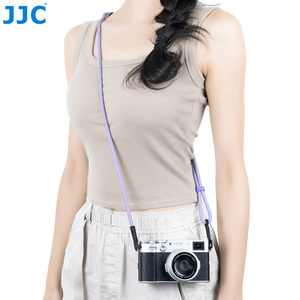 สายคล้องคอสำหรับกล้อง JJC Professional ผลิตจากโพลีเอสเตอร์และหนังไมโครไฟเบอร์ สำหรับกล้อง Fujifilm และ Leica ความยาว 99-146 ซม. ดีไซน์ทันสมัย - Product Image 3