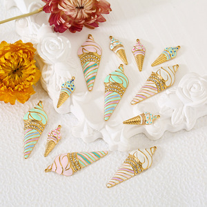Colgante de Cono de Helado de Acero Inoxidable con Baño de Oro de 18K para Fabricación de Collares, Fornituras de Joyería con Formas Variadas - Product Image 1