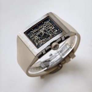 Montre mécanique pour homme de style business haut de gamme 016, boîtier carré en titane argenté, design squeletté, cadran saphir - Product Image 3