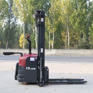 Apilador Eléctrico Portátil de Doble Nivel Económico, Nuevo Modelo <span class=keywords><strong>2026</strong></span>, Montacargas Autopropulsado de 1.5 Toneladas - Product Image 2