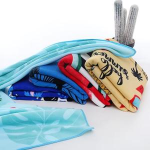 ผ้าเช็ดตัวไมโครไฟเบอร์รีไซเคิลแบบเป็นมิตรกับสิ่งแวดล้อม ระบายความร้อน แห้งเร็ว ป้องกันการแพ้ พิมพ์โลโก้ตามสั่ง สำหรับออกกำลังกายและเล่นกีฬา - Product Image 5