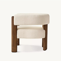 Fauteuil d'appoint en forme de U, rembourré en tissu bouclé crème, style luxe américain, structure en bois foncé massif, pour salon, hôtel, salle de séjour, lecture.