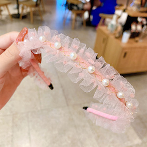 Fasce e Cerchietti per Capelli per Bambini. Simpatica fascia per capelli antiscivolo con piccoli fiori e bordi dentellati. Accessorio per capelli ricci per bambina. - Product Image 3