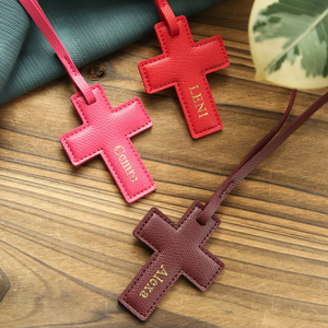 Colgante de cuero PU con forma de cruz para bolso, llavero, etiqueta de equipaje de viaje, accesorios colgantes - Product Image 3